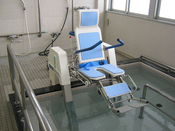 介護入浴リフト「スロープエース」設置事例