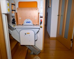 1階ドア手前待機位置