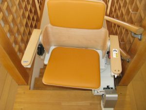 2階 いす回転機能を使用