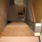 狭い階段の設置事例！住宅改修と階段昇降機で叶えた安全な暮らし