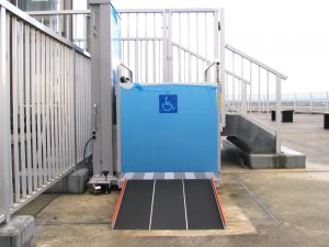 新機種の段差解消機