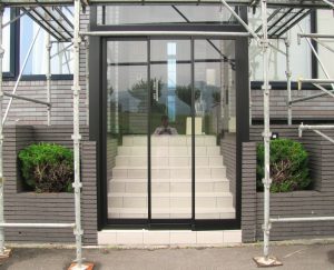 設置前の風除室