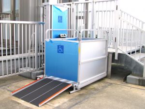 新機種・下階乗降場所