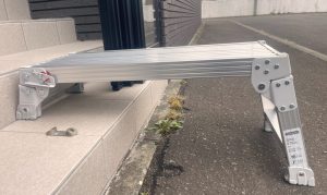 加工した足のせ台