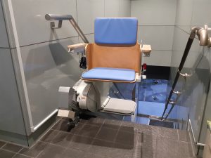 2階いす回転85°乗降場所