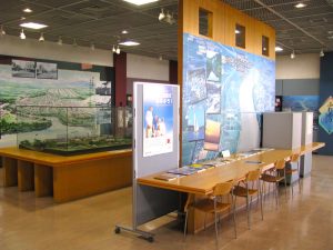 インフォメーションコーナー