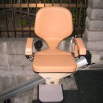 屋外直線階段用KSC型へ入替え：設置から26年保守点検！