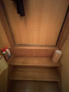 改修前・２階ドア