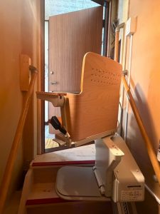 上階55&deg;いす回転