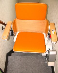 2階いす回転85°乗降位置