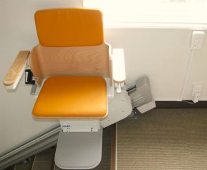 レールの飛び出しを最小限にして設置