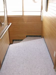 設置前の2階