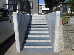 設置前の外階段